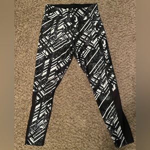 Black / White Leggings